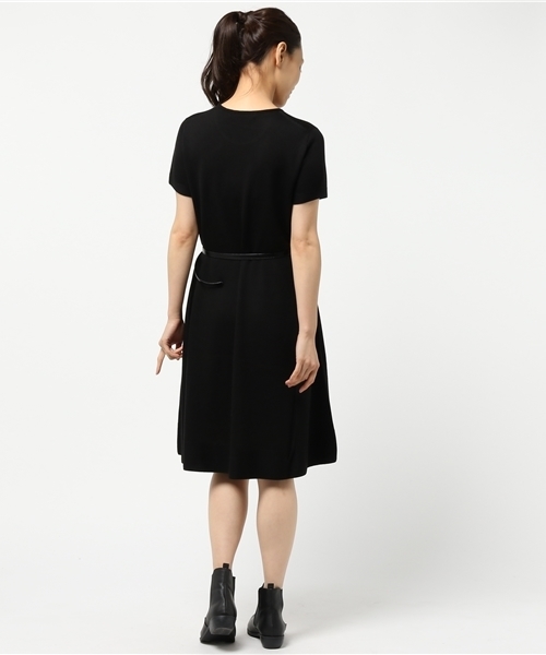 22 OCTOBRE（ヴァンドゥ－オクトーブル）の「ＬＵＫＥ ベルト付ワンピース（ワンピース・レディース・ブラック/ベージュ/ブラウン・4/2）」の6枚目の写真