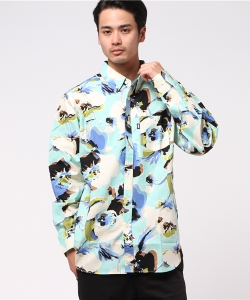 FTC（エフティーシー）の「PRINTED FLORAL B.D SHIRT（シャツ/ブラウス・メンズ・ブルー系その他/ブラック/ホワイト・LARGE/MEDIUM/SMALL/X-LARGE）」の3枚目の写真