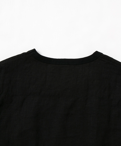 WORK NOT WORK URBAN RESEARCH(ワークノットワークアーバンリサーチ)の「WORK NOT WORK リネンクルーネック半袖プルオーバーシャツ(シャツ/ブラウス・メンズ・ホワイト/ブラック・SMALL/MEDIUM/LARGE)」の8枚目の写真