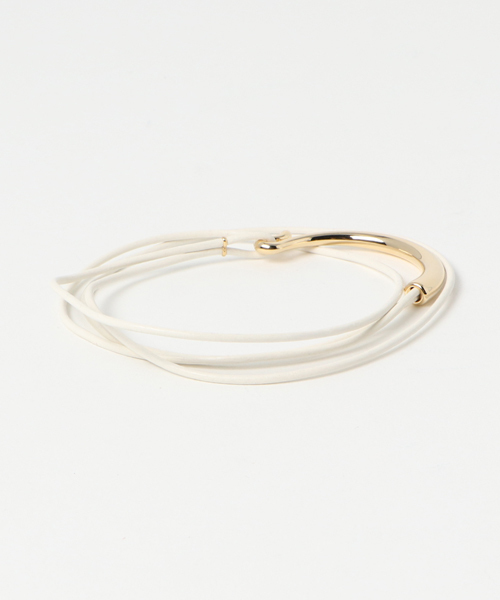 ear PAPILLONNER(イアパピヨネ)の「レザーフックブレスレット(ブレスレット・レディース・シルバー/ターコイズブルー/ホワイト/ブロンズ/その他3・FREE)」の2枚目の写真