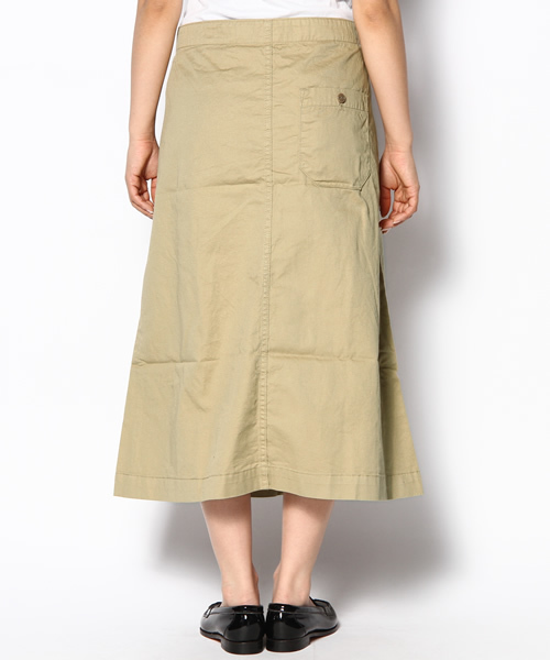 BEAMS BOY（ビームスボーイ）の「BEAMS BOY / ツイル メディカル スカート（スカート・レディース・ホワイト/ベージュ/ブルー/ネイビー・ONE SIZE）」の7枚目の写真