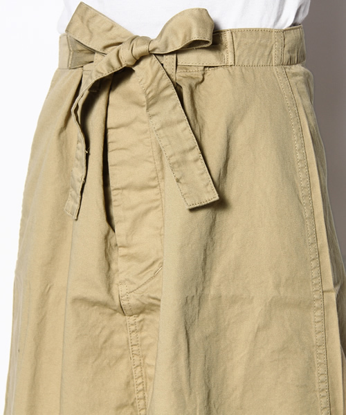 BEAMS BOY（ビームスボーイ）の「BEAMS BOY / ツイル メディカル スカート（スカート・レディース・ホワイト/ベージュ/ブルー/ネイビー・ONE SIZE）」の8枚目の写真