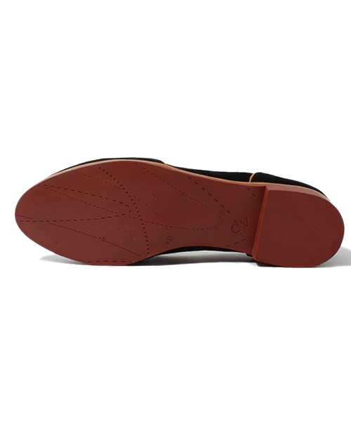 BEAUTY&YOUTH UNITED ARROWS(ビューティーアンドユースユナイテッドアローズ)の「BY DOLCE VITA タッセルトリムフラット ◆(その他シューズ・レディース・ブラック/ベージュ・6/7/8)」の4枚目の写真