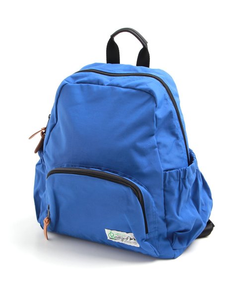 BREEZE（ブリーズ）の「スタンダードリュック（バックパック/リュック・キッズ・キャメル/ブラック/レッド/ブルー/レインボー・MEDIUM/SMALL）」の3枚目の写真