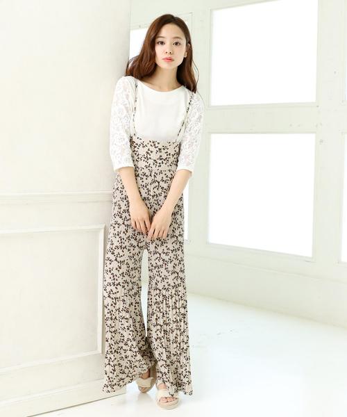 Girly Doll(ガーリードール)の「袖レースカットソー(Tシャツ/カットソー・レディース・ブラック/ホワイト/グレー/パープル/イエロー/ピンクベージュ・M/L/XL)」の10枚目の写真