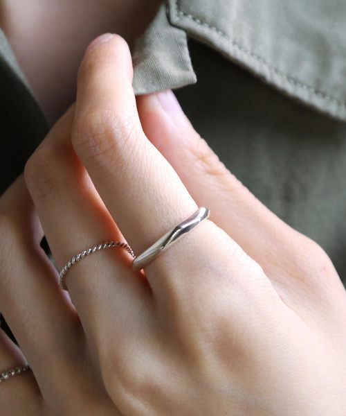 YArKA（ヤーカ）の「【YArKA/ヤーカ】silver925 7surface ring [nanaes]/シルバー925 7面デザインリング（リング・レディース・シルバー/ブラック/ゴールド・#15/#11/#13/#9/#17/#19/#21/#23）」の15枚目の写真