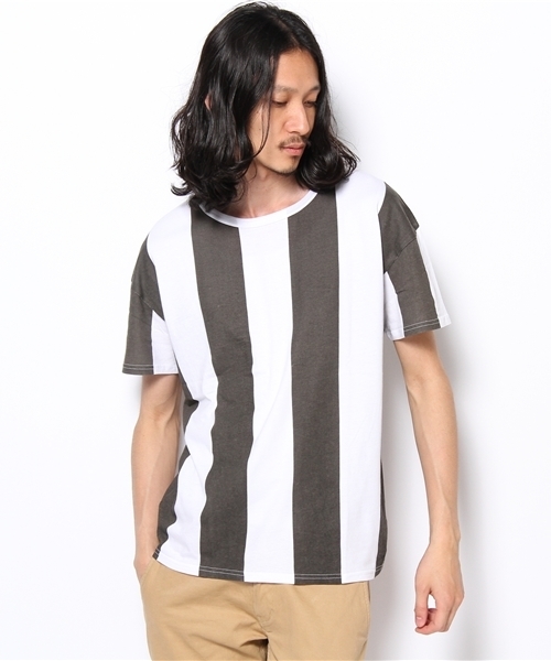 WHO'S WHO gallery（フーズフーギャラリー）の「プリントストライプTEE（Tシャツ/カットソー・メンズ・ブルー/その他/ブラック/その他1・MEDIUM/LARGE）」の2枚目の写真