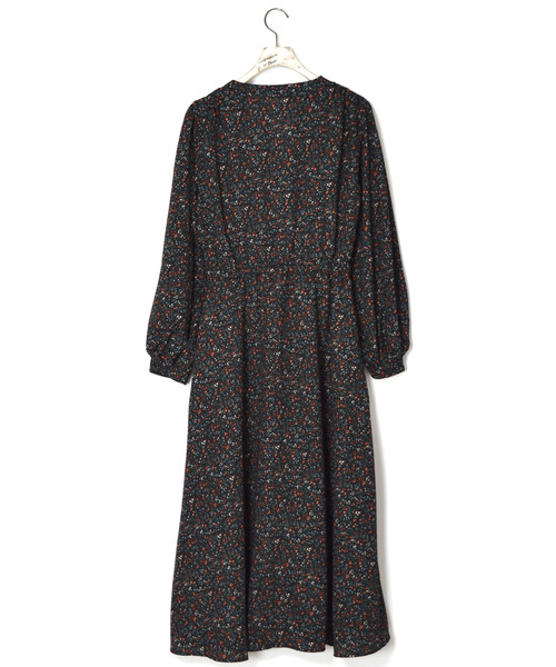 w closet（ダブルクローゼット）の「小花柄ボリューム袖ワンピース_（ワンピース・レディース・ネイビー/ブラウン/カーキ・FREE）」の12枚目の写真