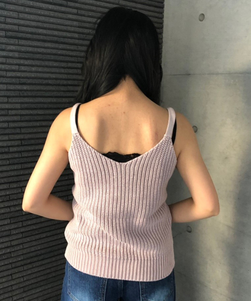 ENVYM（アンビー）の「ダブルケーブルＳ／Ｗ ＫＮＩＴ ＴＴ（タンクトップ・レディース・ベージュ/ネイビー/カーキ/ピンク/グレー・FREE）」の7枚目の写真