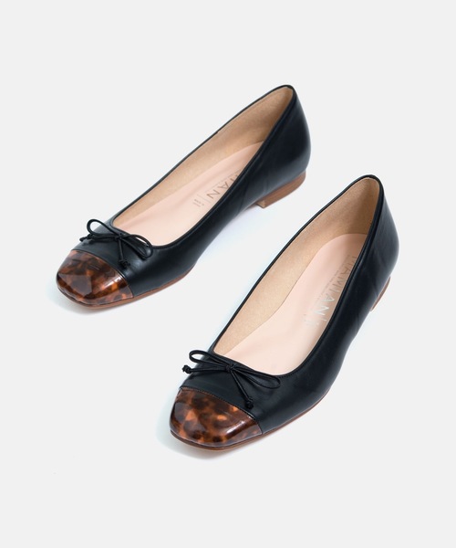 MAMIAN（マミアン）の「スクエアトゥ バレエシューズ（バレエシューズ・レディース・ブラック/ベージュ/グレー系その他/ブラウン/グレイッシュベージュ/アイボリー/グレー×ピンク/ブラック系その他/キャメル/モカ/グレー系その他2/ブラック×ピンク/チャコールグレー/ベージュ系その他・22.5cm/23.0cm/23.5cm/24.0cm/24.5cm/25.0cm）」の5枚目の写真