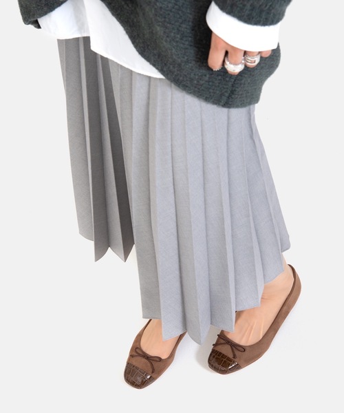 MAMIAN（マミアン）の「スクエアトゥ バレエシューズ（バレエシューズ・レディース・ブラック/ベージュ/グレー系その他/ブラウン/グレイッシュベージュ/アイボリー/グレー×ピンク/ブラック系その他/キャメル/モカ/グレー系その他2/ブラック×ピンク/チャコールグレー/ベージュ系その他・22.5cm/23.0cm/23.5cm/24.0cm/24.5cm/25.0cm）」の10枚目の写真