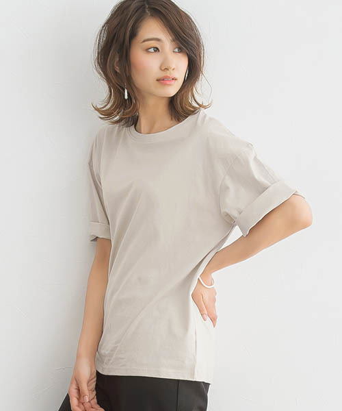 Pierrot（ピエロ）の「オーバーサイズ クルーネック Tシャツ（Tシャツ/カットソー・レディース・オフホワイト/ブラック/ネイビー/ベージュ/グレイッシュベージュ/キャメル/ベージュ系その他/ブラウン・L/M）」の6枚目の写真