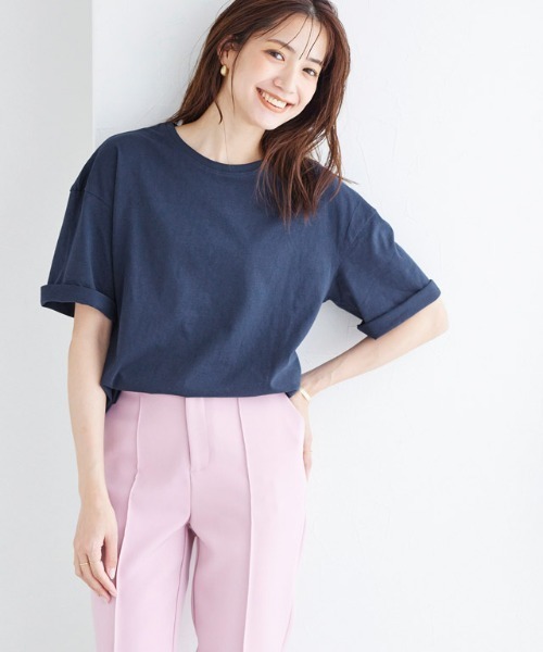 Pierrot（ピエロ）の「オーバーサイズ クルーネック Tシャツ（Tシャツ/カットソー・レディース・オフホワイト/ブラック/ネイビー/ベージュ/グレイッシュベージュ/キャメル/ベージュ系その他/ブラウン・L/M）」の10枚目の写真
