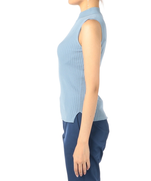 ESTNATION（エストネーション）の「ESTNATION / コットンリブハイネックノースリーブニット（ニット/セーター・レディース・ダークブラウン/ライトベージュ/ライトブルー・38）」の7枚目の写真