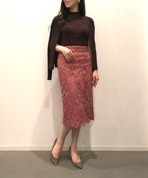 ESTNATION（エストネーション）の「ESTNATION / コットンリブハイネックノースリーブニット（ニット/セーター・レディース・ダークブラウン/ライトベージュ/ライトブルー・38）」の16枚目の写真