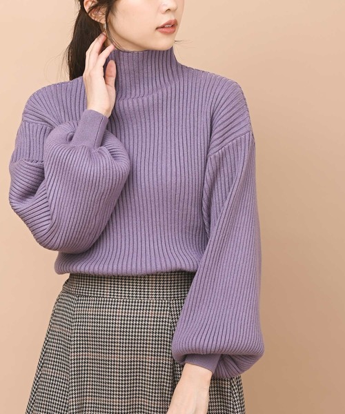 rps（アールピーエス）の「ボリューム袖ボトルネックリブニットプルオーバー（ニット/セーター・レディース・ブラック/ダークグリーン/パープル/アイボリー/ラベンダー/杢グレー/キャメル/ベージュ/ブラウン/ブルー/ピンク/ベージュ系その他/ミント/モカ/オレンジ/グリーン/グレイッシュブルー/イエロー系その他/ブラック系その他2/ホワイト系その他4/ライトベージュ/ピンク系その他/レッド/グレー系その他・M/フリー）」の17枚目の写真