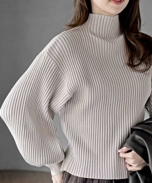 rps（アールピーエス）の「ボリューム袖ボトルネックリブニットプルオーバー（ニット/セーター・レディース・ブラック/ダークグリーン/パープル/アイボリー/ラベンダー/杢グレー/キャメル/ベージュ/ブラウン/ブルー/ピンク/ベージュ系その他/ミント/モカ/オレンジ/グリーン/グレイッシュブルー/イエロー系その他/ブラック系その他2/ホワイト系その他4/ライトベージュ/ピンク系その他/レッド/グレー系その他・M/フリー）」の10枚目の写真