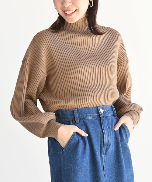 rps（アールピーエス）の「ボリューム袖ボトルネックリブニットプルオーバー（ニット/セーター・レディース・ブラック/ダークグリーン/パープル/アイボリー/ラベンダー/杢グレー/キャメル/ベージュ/ブラウン/ブルー/ピンク/ベージュ系その他/ミント/モカ/オレンジ/グリーン/グレイッシュブルー/イエロー系その他/ブラック系その他2/ホワイト系その他4/ライトベージュ/ピンク系その他/レッド/グレー系その他・M/フリー）」の19枚目の写真