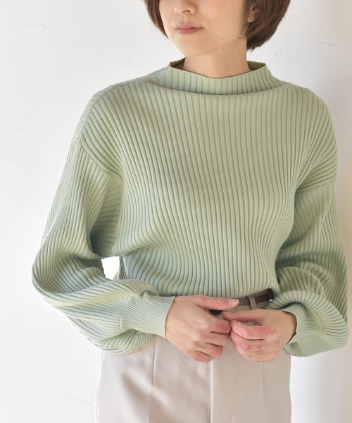 rps（アールピーエス）の「ボリューム袖ボトルネックリブニットプルオーバー（ニット/セーター・レディース・ブラック/ダークグリーン/パープル/アイボリー/ラベンダー/杢グレー/キャメル/ベージュ/ブラウン/ブルー/ピンク/ベージュ系その他/ミント/モカ/オレンジ/グリーン/グレイッシュブルー/イエロー系その他/ブラック系その他2/ホワイト系その他4/ライトベージュ/ピンク系その他/レッド/グレー系その他・M/フリー）」の14枚目の写真