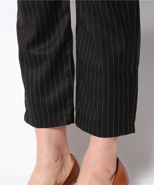 Kastane（カスタネ）の「【Kastane】V開きサロペット（サロペット/オーバーオール・レディース・ネイビー/スミクロ・FREE）」の10枚目の写真