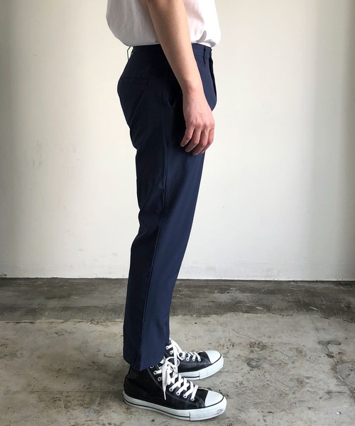 COMMON WARE(コモンウェアー)の「COMMONWARE:NYLON STRETCH LOOSEFIT ANKLE PANTS ナイロン ストレッチ ルーズフィット アンクル パンツ(その他パンツ・メンズ・ブラック/ベージュ/ネイビー/カーキ・M/L/XL)」の6枚目の写真