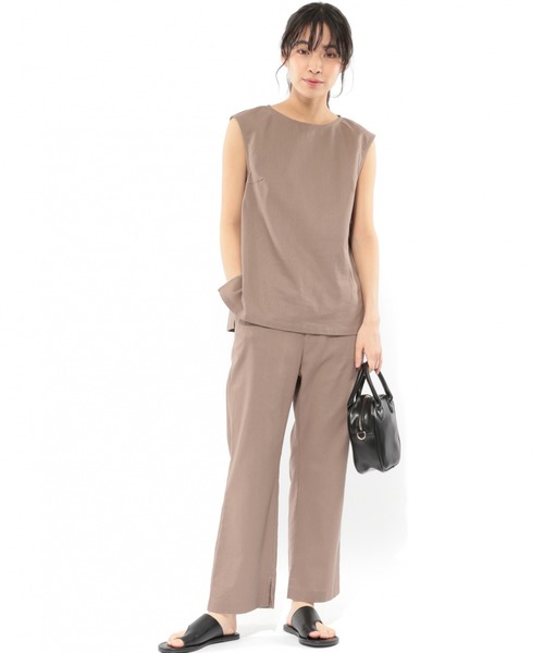 LAKOLE(ラコレ)の「リネン混スラブスリットヘムパンツ / LAKOLE(その他パンツ・レディース・ブラウン/ベージュ/スモーク・SMALL/MEDIUM)」の11枚目の写真
