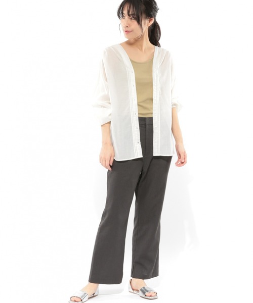 LAKOLE(ラコレ)の「リネン混スラブスリットヘムパンツ / LAKOLE(その他パンツ・レディース・ブラウン/ベージュ/スモーク・SMALL/MEDIUM)」の15枚目の写真