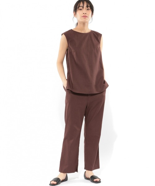 LAKOLE(ラコレ)の「リネン混スラブスリットヘムパンツ / LAKOLE(その他パンツ・レディース・ブラウン/ベージュ/スモーク・SMALL/MEDIUM)」の7枚目の写真