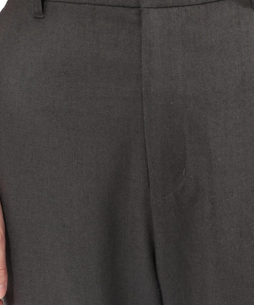 LAKOLE(ラコレ)の「リネン混スラブスリットヘムパンツ / LAKOLE(その他パンツ・レディース・ブラウン/ベージュ/スモーク・SMALL/MEDIUM)」の6枚目の写真