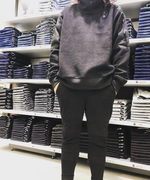 G-STAR（ジースター）の「Tech Fleece Funnel Zip Sweater（スウェット・メンズ・ダークブラック・SMALL/MEDIUM/LARGE/X-LARGE/X-SMALL）」の9枚目の写真