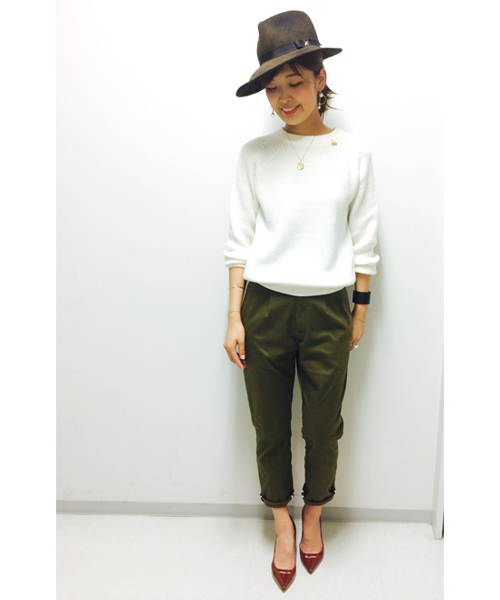 LOUNGEDRESS（ラウンジドレス）の「ミドルゲージニット（ニット/セーター・レディース・アイボリー/レッド/ブラック・ﾌﾘ-）」の20枚目の写真