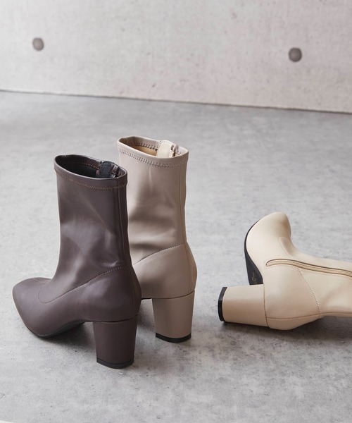 menue（メヌエ）の「スクエアトゥ 美脚魅せ ストレッチブーツ（ブーツ・レディース・ブラック/アイボリー/ブラック系その他/ブラウン系その他/ベージュ/ダークブラウン/グレイッシュベージュ・LL/3L/S/M/L/XS）」の11枚目の写真