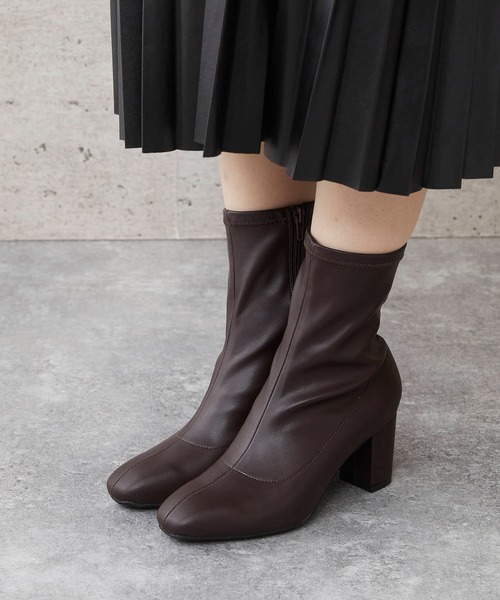 menue（メヌエ）の「スクエアトゥ 美脚魅せ ストレッチブーツ（ブーツ・レディース・ブラック/アイボリー/ブラック系その他/ブラウン系その他/ベージュ/ダークブラウン/グレイッシュベージュ・LL/3L/S/M/L/XS）」の12枚目の写真