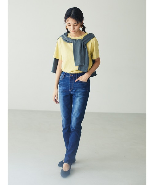 CRAFT STANDARD BOUTIQUE（クラフトスタンダードブティック）の「スリムスクエアトゥVカットフラットパンプス●（パンプス・レディース・ブラック/ブラウン/グレイッシュベージュ・S/M/L）」の7枚目の写真