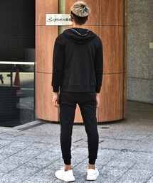 stone  フーディ　スウェットパンツ　セットアップ STONE ISLAND 24AWモデル ストーンアイランド バッジワッペン