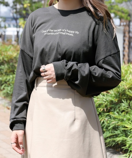 PairPair（ペアペア）の「バックプリント合わせ絵ロンTセット(ユニセックス)（Tシャツ/カットソー・レディース・オフホワイト/ブルー/モカ/スミクロ・FREE）」の19枚目の写真