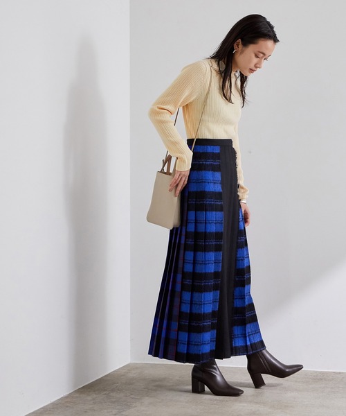 ADAM ET ROPE'(アダムエロペ)の「【WEB限定】WOOL混変形RIBプルオーバー(ニット/セーター・レディース・ブラウン系その他2/ミント/ラベンダー/クリーム・FREE)」の6枚目の写真