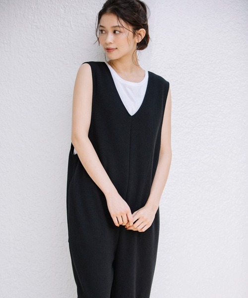 Munich(ミューニック)の「ダブルフェイスブークレ コンビネゾン(サロペット/オーバーオール・レディース・ブラック/カーキ/アイボリー・S/M)」の11枚目の写真