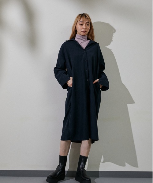 ECRIRE(エクリール)の「ロングシャツワンピース(ワンピース・レディース・ブラック/ベージュ/ブラウン・フリー)」の4枚目の写真