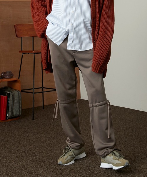 EMMA CLOTHES（エマクローズ）の「ドローコード クオリティーブライト裏毛スウェットテーパードパンツ/EMMA CLOTHES（スウェットパンツ・メンズ・ブラック/アッシュブラウン/ダークグレー/グリーン系その他/グレイッシュベージュ/ブルー系その他・M/L）」の16枚目の写真
