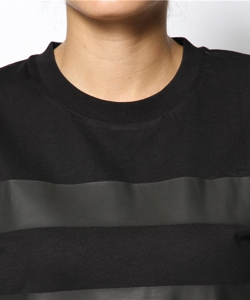 LES BENJAMINS（レス ベンジャミンズ）の「T-SHIRT　デザインTシャツ（Tシャツ/カットソー・レディース・ブラック・SMALL/MEDIUM）」の5枚目の写真