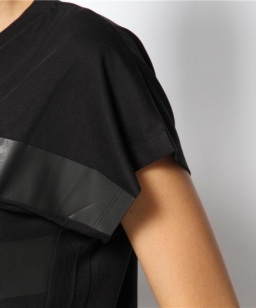 LES BENJAMINS（レス ベンジャミンズ）の「T-SHIRT　デザインTシャツ（Tシャツ/カットソー・レディース・ブラック・SMALL/MEDIUM）」の6枚目の写真