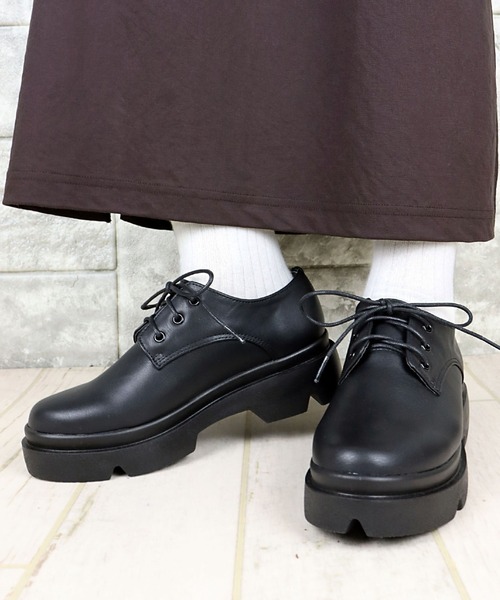 LibertyDoll(リバティードール)の「Liberty Doll / 厚底オックスフォードシューズ(3030)(ドレスシューズ・レディース・ブラック/ブラック系その他・M/L/LL/S)」の2枚目の写真