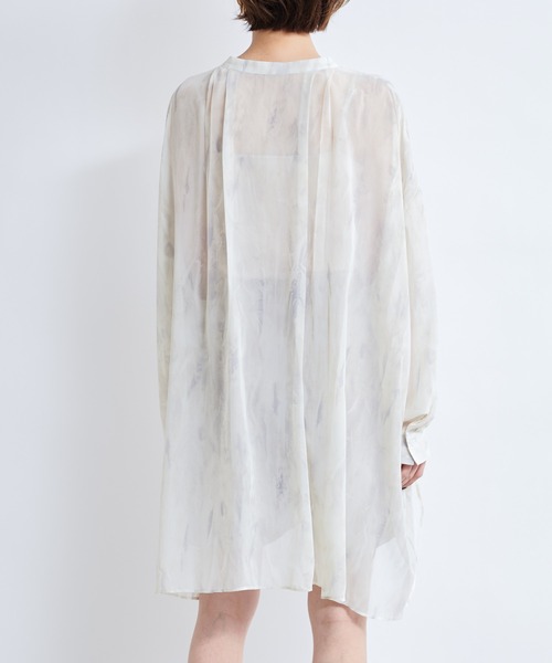 DouDou（ドゥドゥ）の「マーブルプリントBIGシャツ（シャツ/ブラウス・レディース・グリーン/ブルー・FREE）」の4枚目の写真