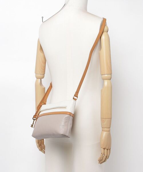 FOSSIL（フォッシル）の「FIONA E/W CROSSBODY　ZB1536（ショルダーバッグ・レディース・ホワイト・FREE）」の7枚目の写真