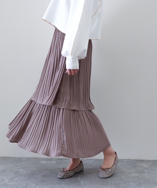 archives（アルシーヴ）の「プリーツティアードスカート（スカート・レディース・ブルー/ブラック/ピンクベージュ/ベージュ/グリーン・MEDIUM）」の5枚目の写真