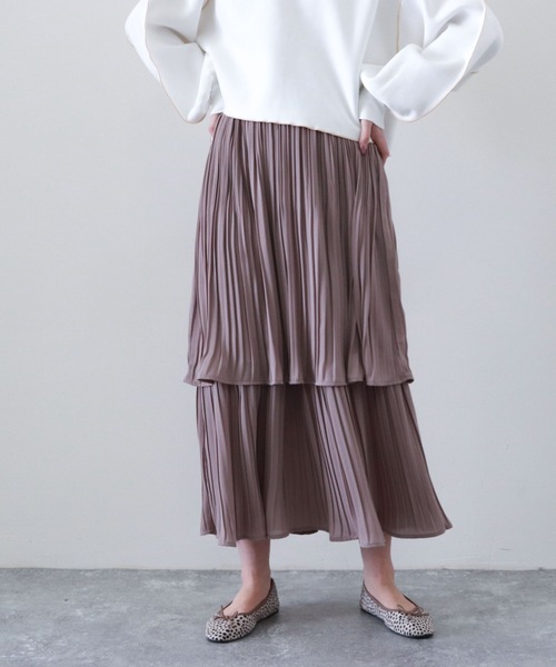 archives（アルシーヴ）の「プリーツティアードスカート（スカート・レディース・ブルー/ブラック/ピンクベージュ/ベージュ/グリーン・MEDIUM）」の15枚目の写真