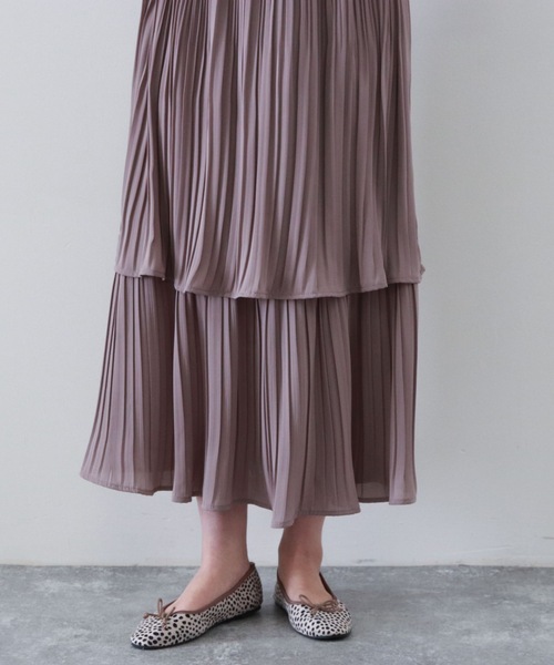 archives（アルシーヴ）の「プリーツティアードスカート（スカート・レディース・ブルー/ブラック/ピンクベージュ/ベージュ/グリーン・MEDIUM）」の19枚目の写真