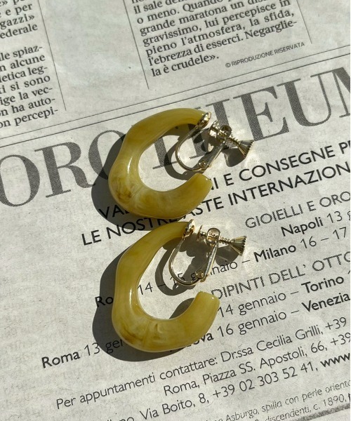 apres jour mignon（アプレジュールミニョン）の「【apresjour mignon×ARIAZ】アソートカラーイヤリング（イヤリング・レディース・モカ/アイボリー/オフホワイト/グレイッシュベージュ/ダークブラウン/マスタード/ライトブラウン/その他・ONESIZE）」の10枚目の写真