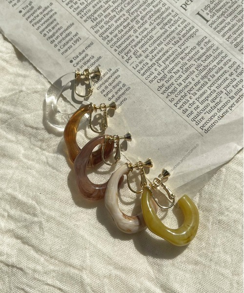 apres jour mignon（アプレジュールミニョン）の「【apresjour mignon×ARIAZ】アソートカラーイヤリング（イヤリング・レディース・モカ/アイボリー/オフホワイト/グレイッシュベージュ/ダークブラウン/マスタード/ライトブラウン/その他・ONESIZE）」の9枚目の写真